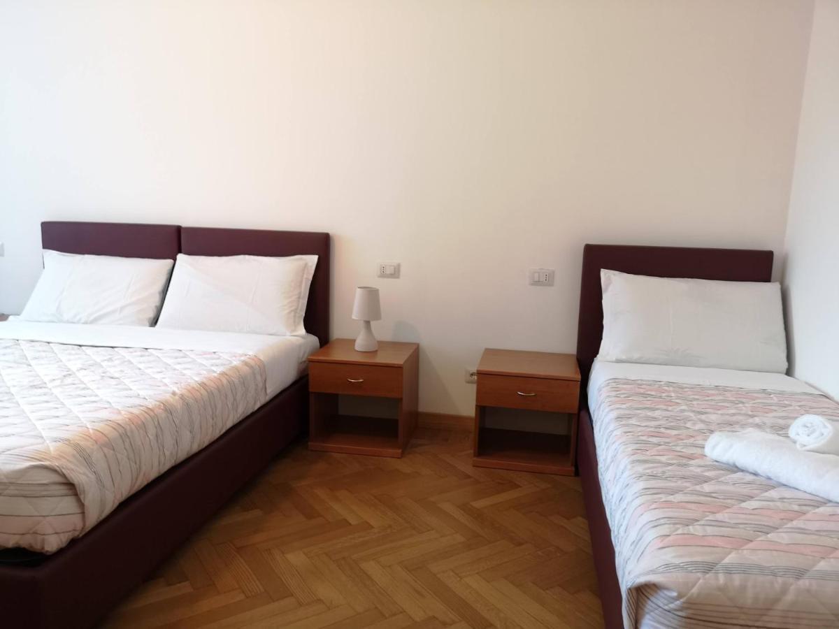 Pergolesi Apartments ميلان الغرفة الصورة